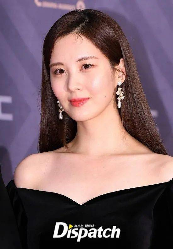 徐賢最新圖片，展現(xiàn)變化、學(xué)習(xí)與自信的力量