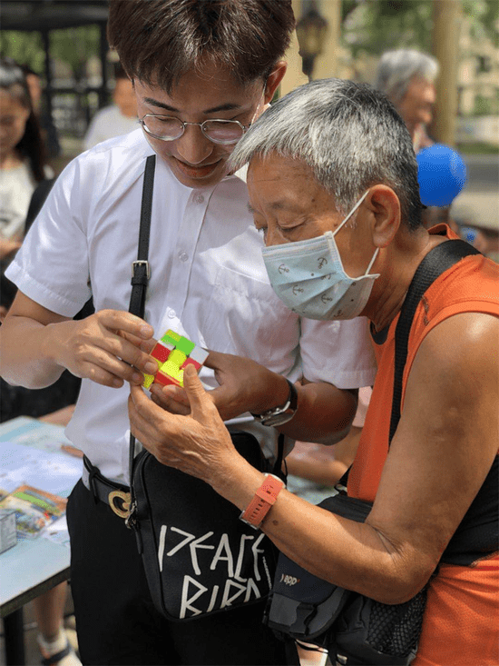 魔方社區(qū)最新動(dòng)態(tài)與全方位指南，玩轉(zhuǎn)魔方，技能提升——針對(duì)初學(xué)者與進(jìn)階用戶的建議