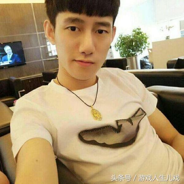 阿哲最新動(dòng)態(tài)揭秘，探索前沿，潮流引領(lǐng)者