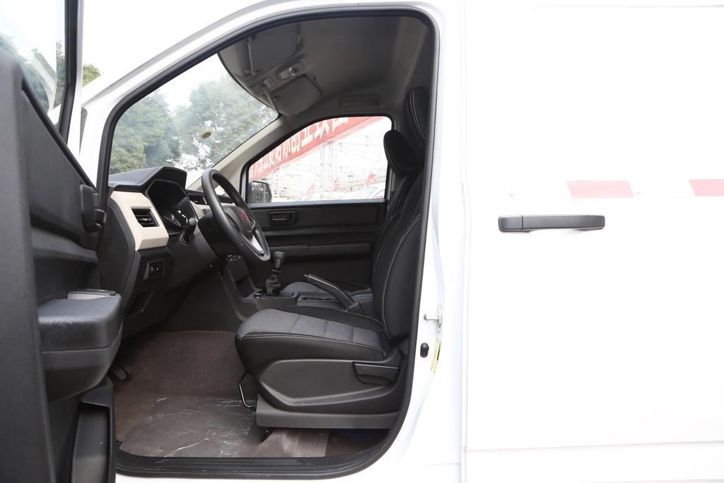 最新車購置稅政策與科技產品介紹概述