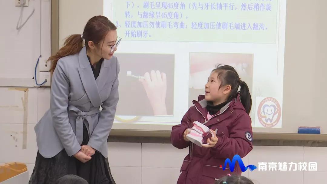 幸福一百公司最新動(dòng)態(tài)，家的溫馨與友情的綻放同步展現(xiàn)