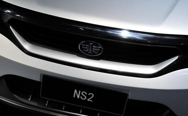 夏利NS2最新動態(tài)揭秘，小巷中的隱藏瑰寶