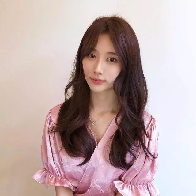 2024中長發(fā)最新發(fā)型女，指南與步驟詳解，打造時尚發(fā)型！