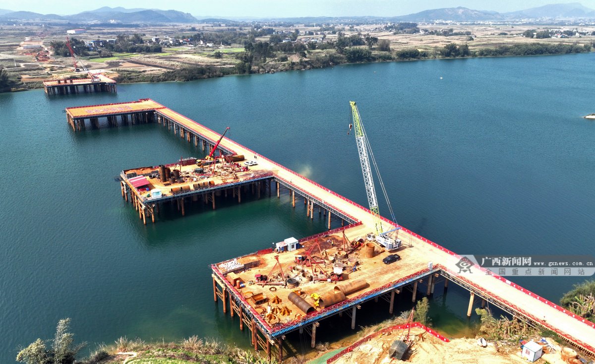 二塘大橋最新動態(tài)，7月自然美景探索之旅的心靈覺醒