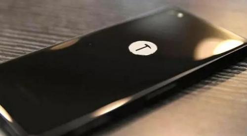 錘子手機(jī)最新?tīng)顩r,錘子手機(jī)最新?tīng)顩r，小巷深處的科技秘境