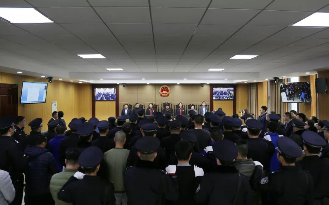 閆現(xiàn)攀最新動態(tài)，探索前沿科技，引領(lǐng)未來發(fā)展