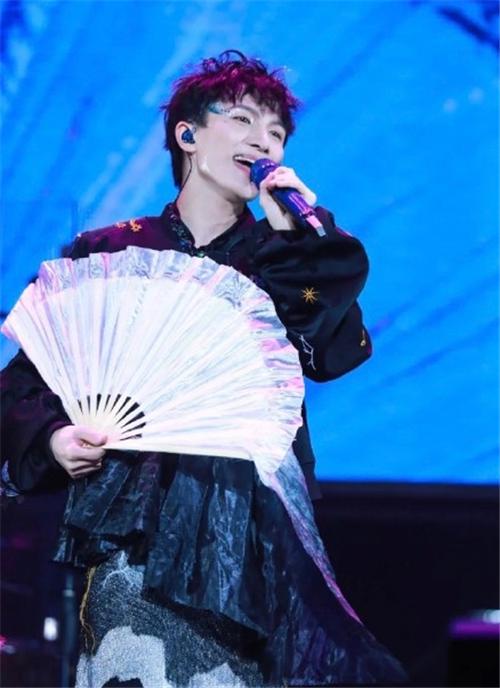 火花最新歌曲，自然美景之旅，探尋內(nèi)心的平和寧靜