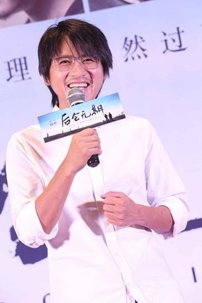 韓寒導(dǎo)演的電影探秘，小巷深處的電影情懷與獨(dú)特小店