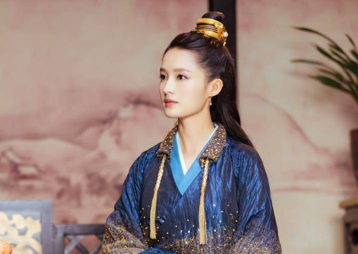 演員李齡，與自然美景的邂逅與內(nèi)心寧?kù)o之旅