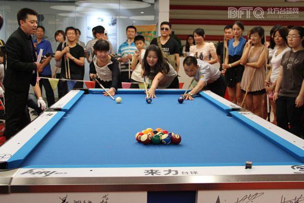 來(lái)力臺(tái)球比賽，精彩競(jìng)技盛宴，展現(xiàn)臺(tái)球技藝的舞臺(tái)