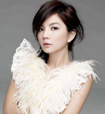 星光下的秘密，明星狐臭揭秘與香氛奇遇探秘