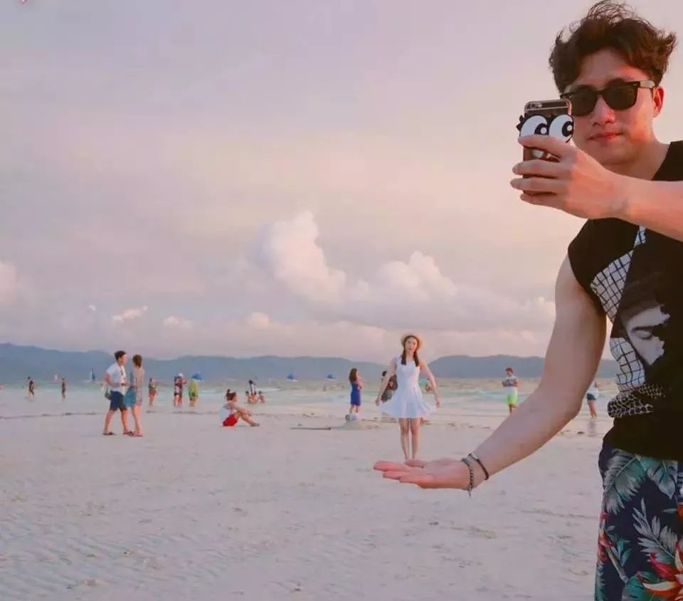 定格甜蜜時(shí)光，旅行情侶照記錄時(shí)代愛情印記