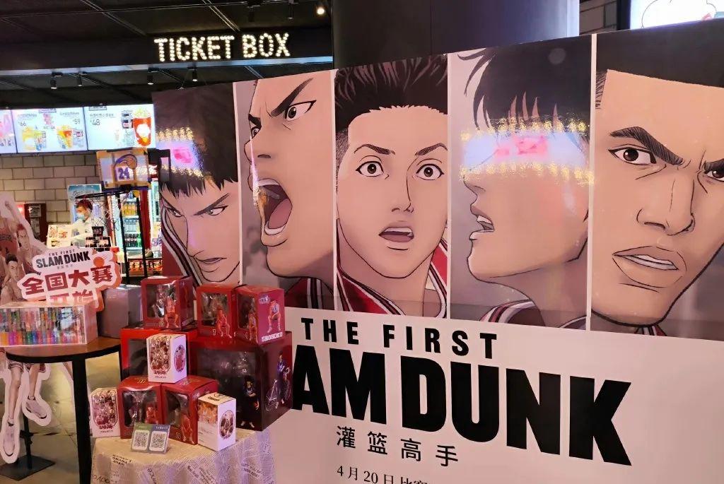 電影80后引領(lǐng)科技潮流，新一代高科技產(chǎn)品體驗之旅