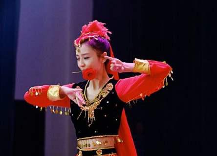 跳舞的明星，多維度的藝術(shù)展現(xiàn)力