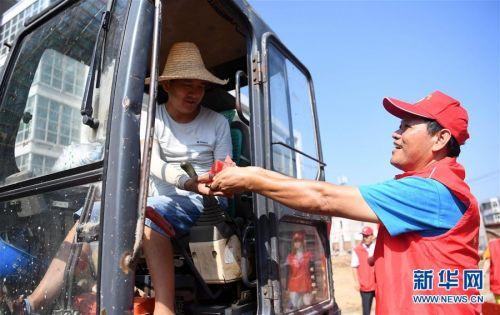 合肥西瓜最新售價(jià)揭秘，價(jià)格走勢(shì)大揭秘????