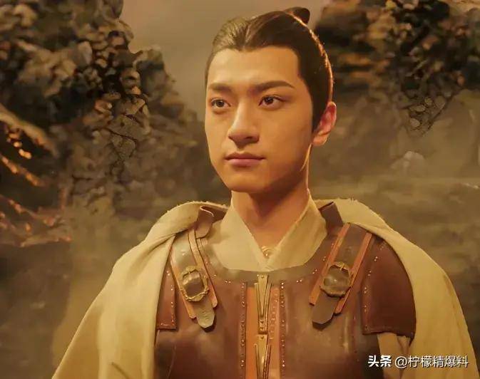 最新搞笑丑男大盤點(diǎn)，日常笑料背后的真摯友情故事