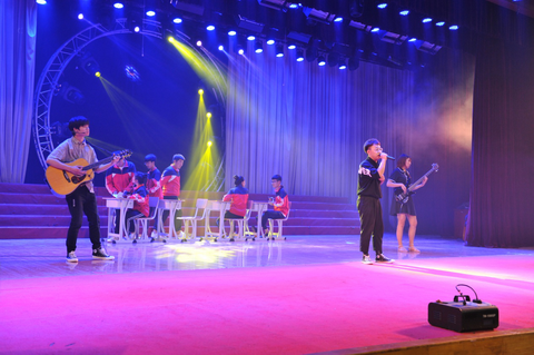 最新音樂表演節(jié)目策劃與執(zhí)行指南，從初學(xué)者到進(jìn)階用戶的詳細(xì)步驟教程