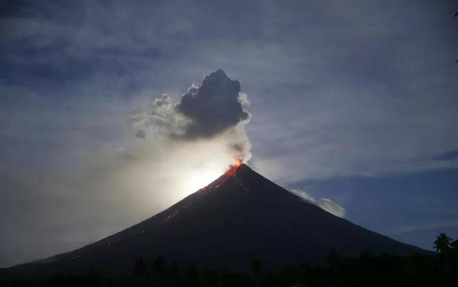 富士山火山動(dòng)態(tài)更新，追尋內(nèi)心平靜的旅行之旅