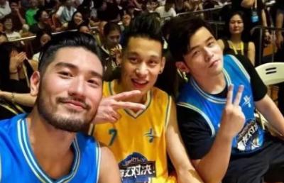 五個(gè)字的女明星，娛樂圈的璀璨之星聚焦