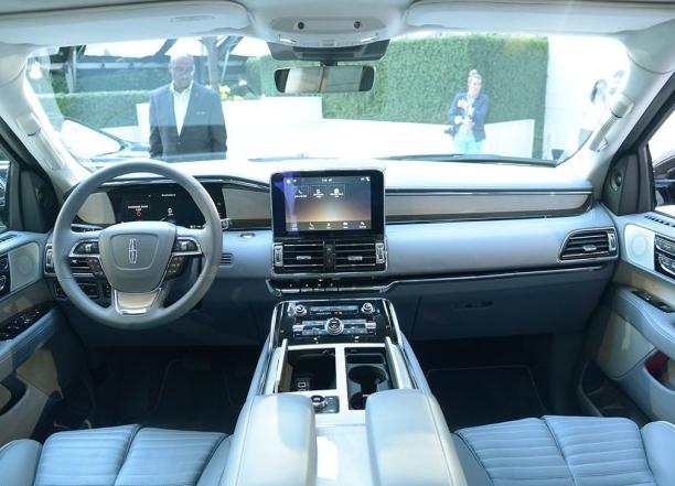 現(xiàn)代木紋門款式推薦，選購、安裝指南與流行趨勢解析