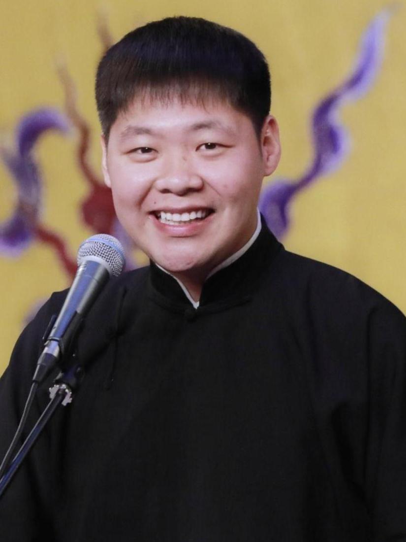 相聲演員鶴，傳承與創(chuàng)新的藝術(shù)人生之旅