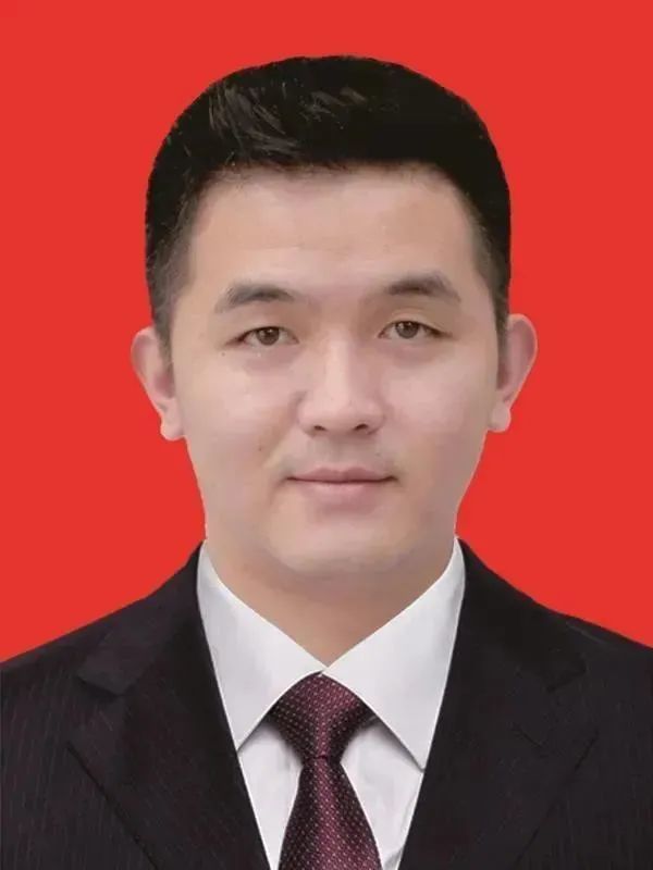 四川干部任前公示，探索小巷中的獨(dú)特風(fēng)味小店之旅