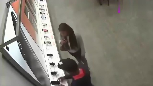 高科技產(chǎn)品的革新之旅，體驗(yàn)未來(lái)科技生活的狠偷偷最新之旅