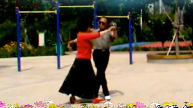 最新恰恰雙人舞對(duì)跳，舞動(dòng)中的溫情紐帶，展現(xiàn)雙人魅力風(fēng)采