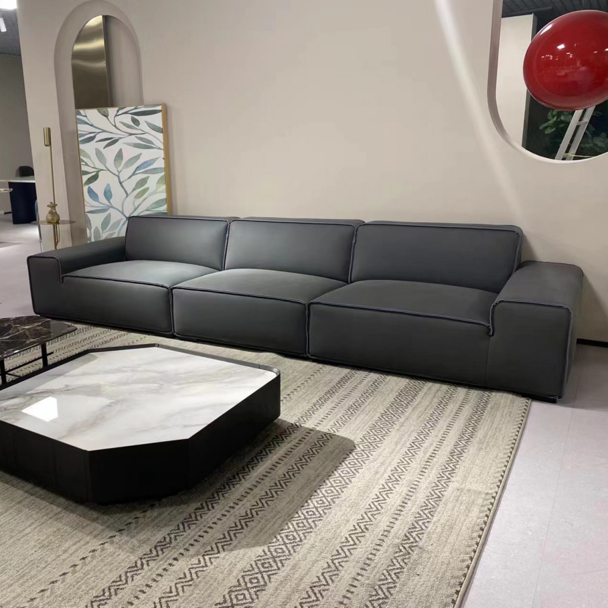 最新款沙發(fā)圖片，展現(xiàn)變化中的學(xué)習(xí)，自信與成就感的源泉