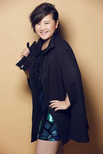 賈玲小品最新，喜劇界的璀璨明珠，引人捧腹爆笑！