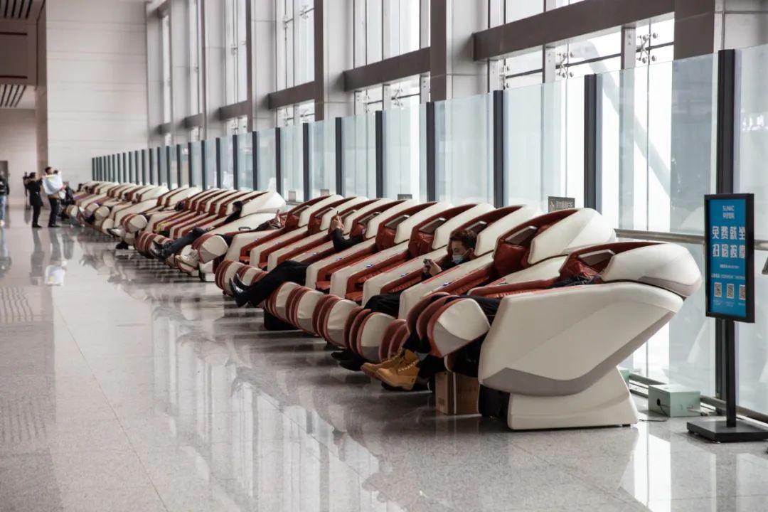 最新按摩椅，享受全新舒適生活體驗???♀?