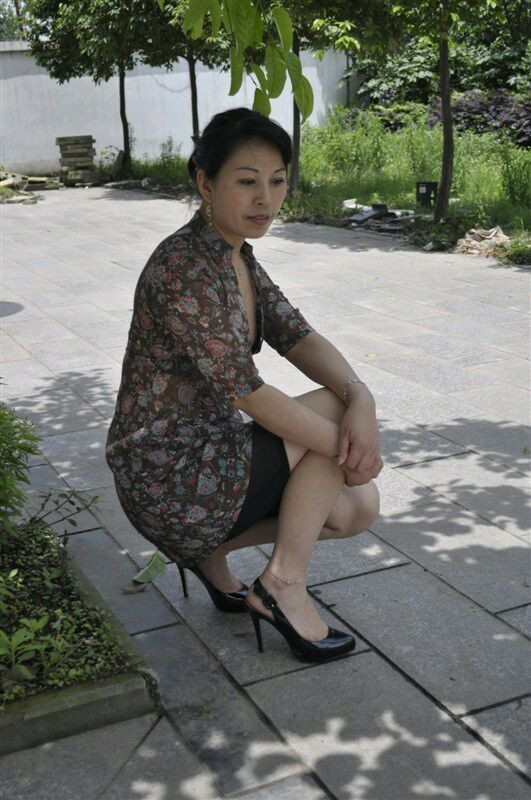 最新熟女論壇免費(fèi)，自信與成就感的蛻變，熟女們的勵志前行之路！