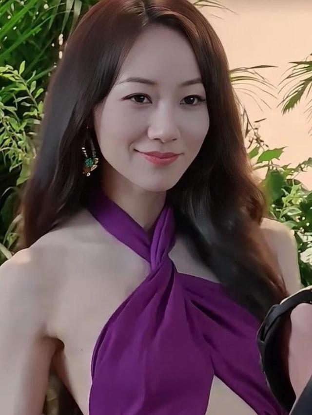 女性頭像時尚潮流演變，最新風尚與2025年流行趨勢預測