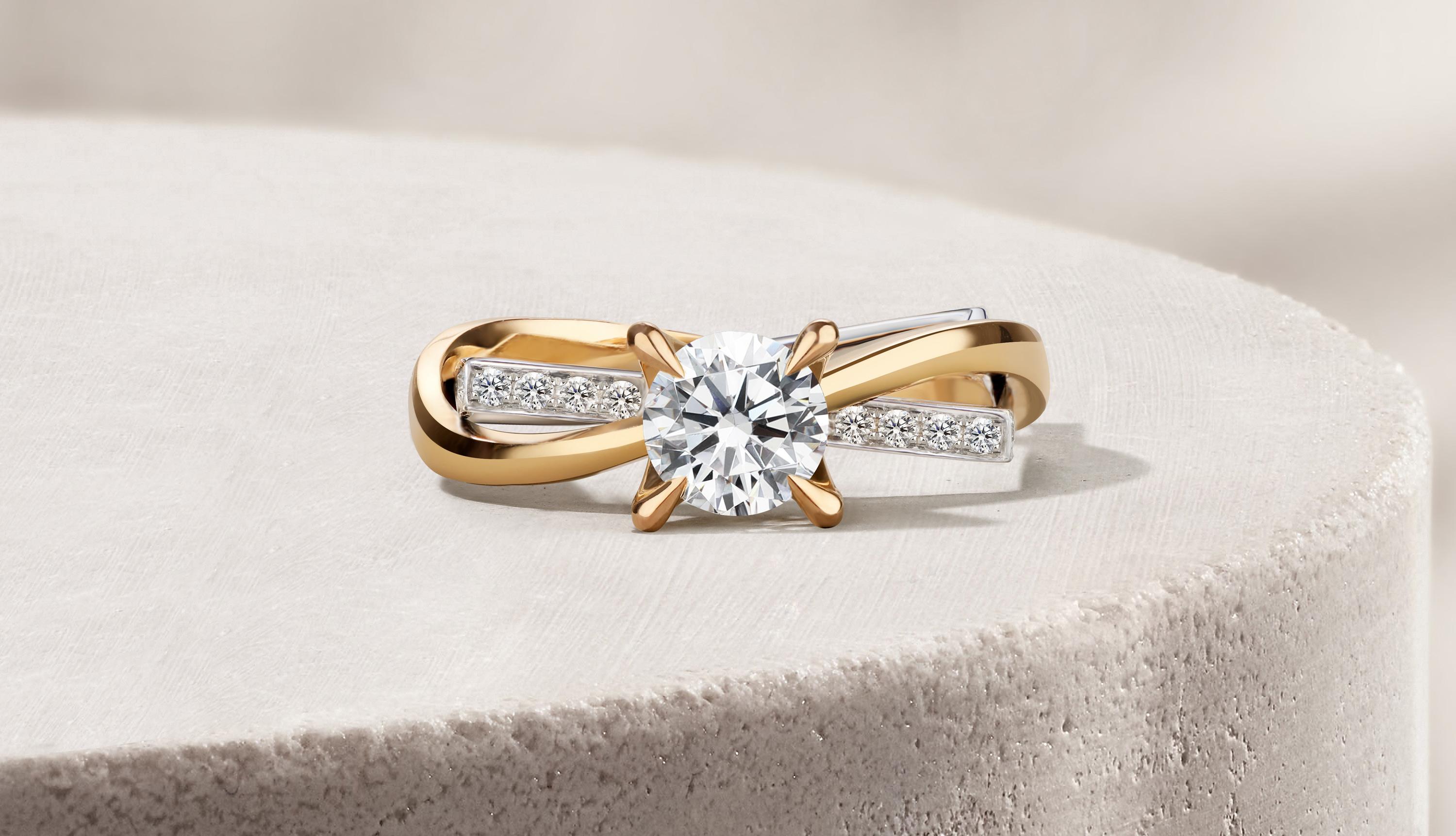 最新款婚戒，時(shí)代愛(ài)情的永恒印記