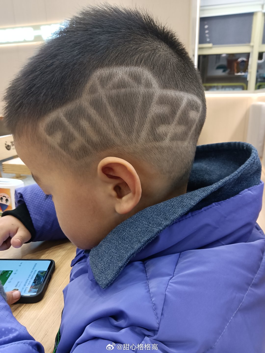 小杰的潮流之旅，最新兒童發(fā)型男的友情故事與發(fā)型風(fēng)采