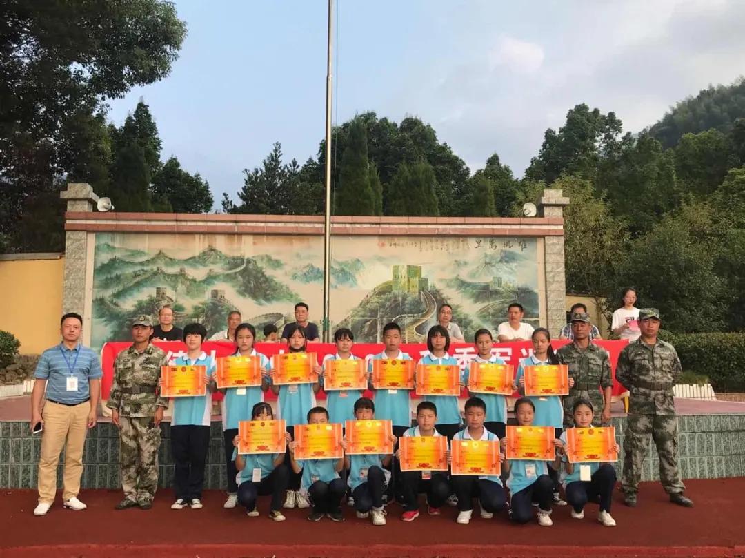 科技、社會(huì)與經(jīng)濟(jì)熱點(diǎn)話題的最新新聞?wù)接? width=