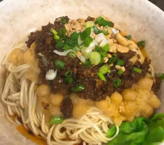 最新重口話題深度論述，揭示觀點與探討熱議