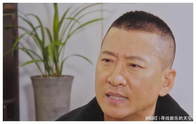 周杰最新?tīng)顩r，事業(yè)與生活多維解讀揭秘！