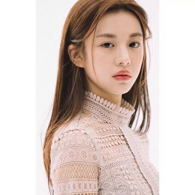 全智賢最新Instagram動(dòng)態(tài)，自然之旅探索內(nèi)心平和之美