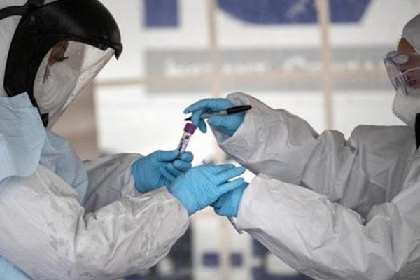 外國疫情最新進(jìn)展，科技新品引領(lǐng)防護(hù)生活，體驗前沿科技的力量