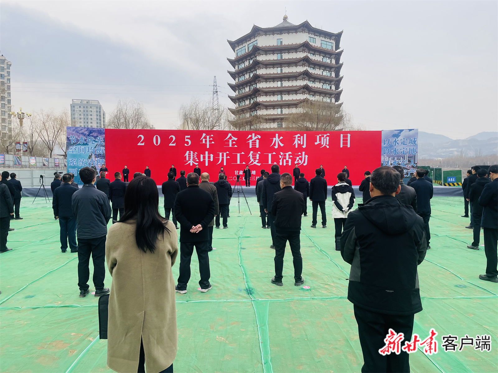 甘肅復(fù)工最新動(dòng)態(tài)，自然美景探索之旅，重拾內(nèi)心平靜