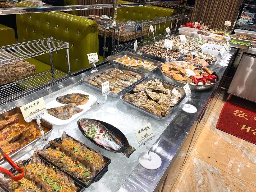 高科技引領(lǐng)海鮮新紀(jì)元，智能生活體驗(yàn)盡在海鮮群最新