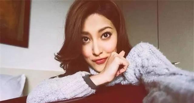 粵語最新女，小巷美食秘境探索