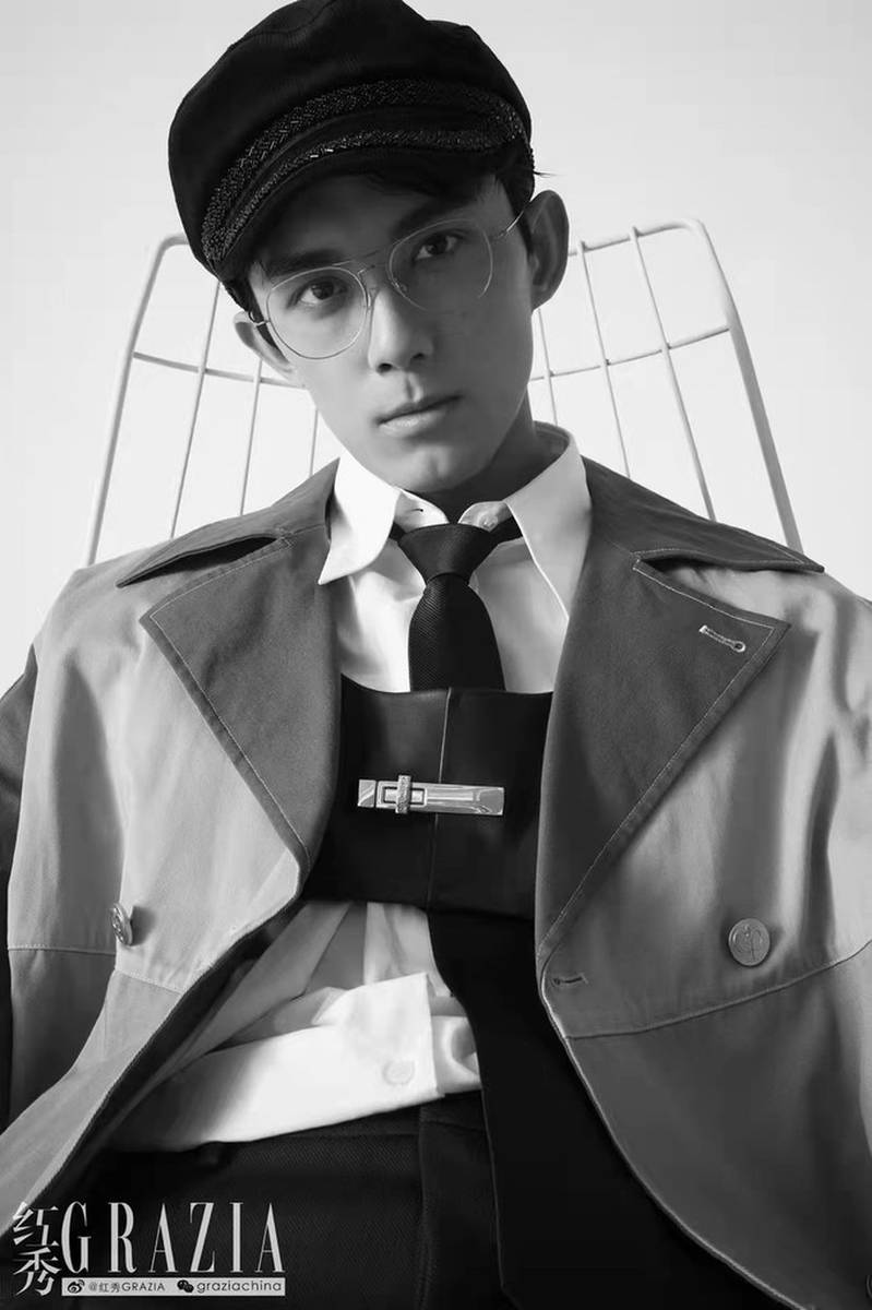 吳磊最新雜志封面，熱血少年的魅力無限風(fēng)采