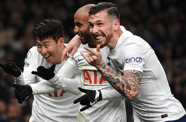 英超熱刺最新排名，探尋自然美景之旅，尋找內(nèi)心的寧?kù)o與平和。