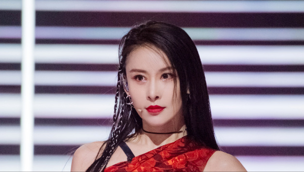 浪姐最新淘汰名單，變化中成長，自信成就輝煌之路