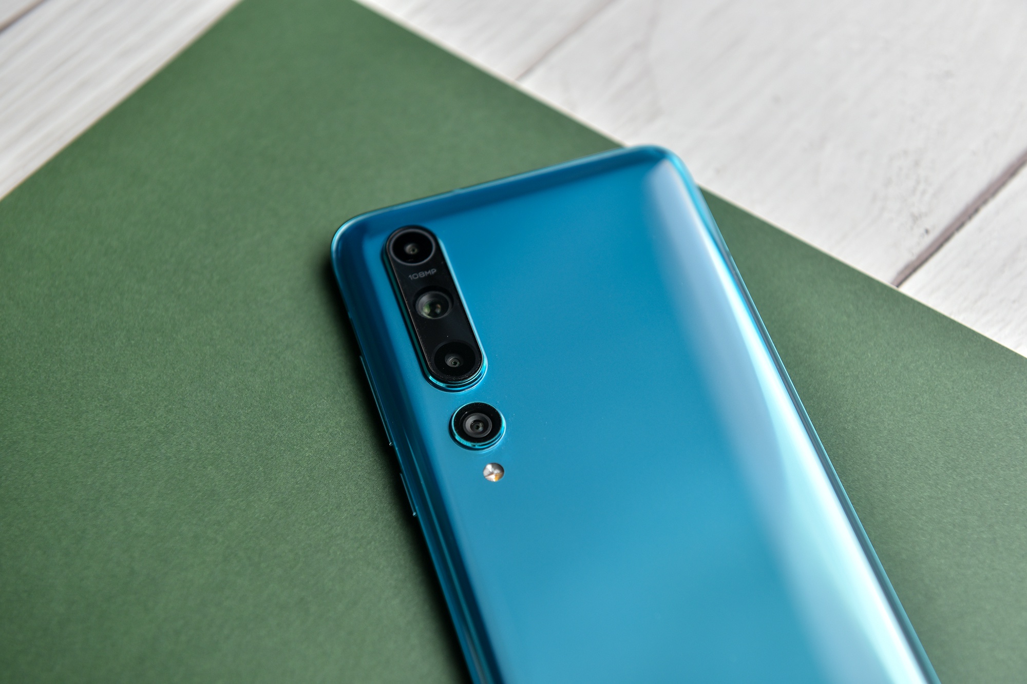 重磅推薦，全新小米10，令人愛(ài)不釋手的旗艦之選！